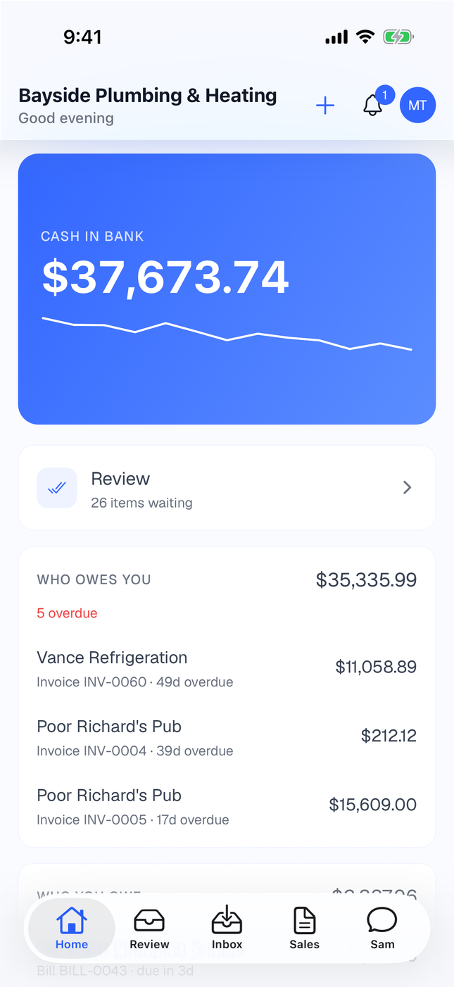 Balances iPhone app home: cash in bank and who owes you